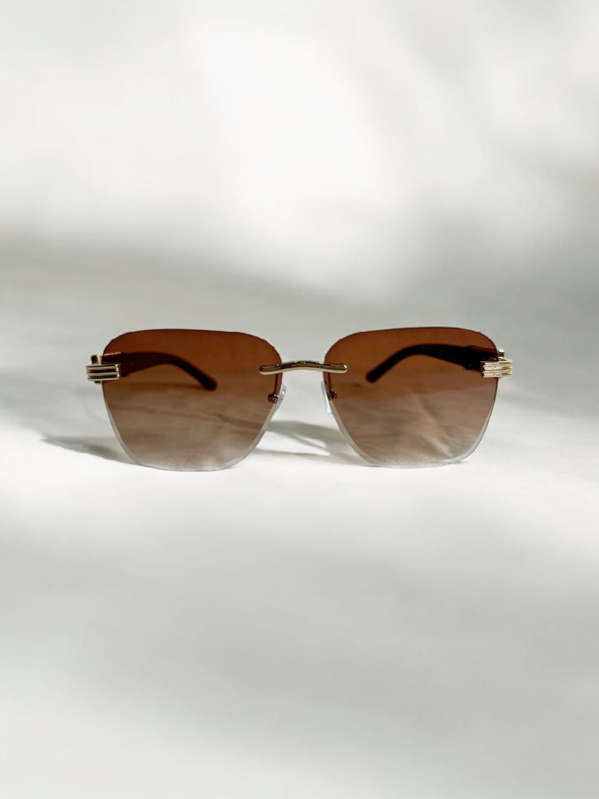 Rimless Edge 01