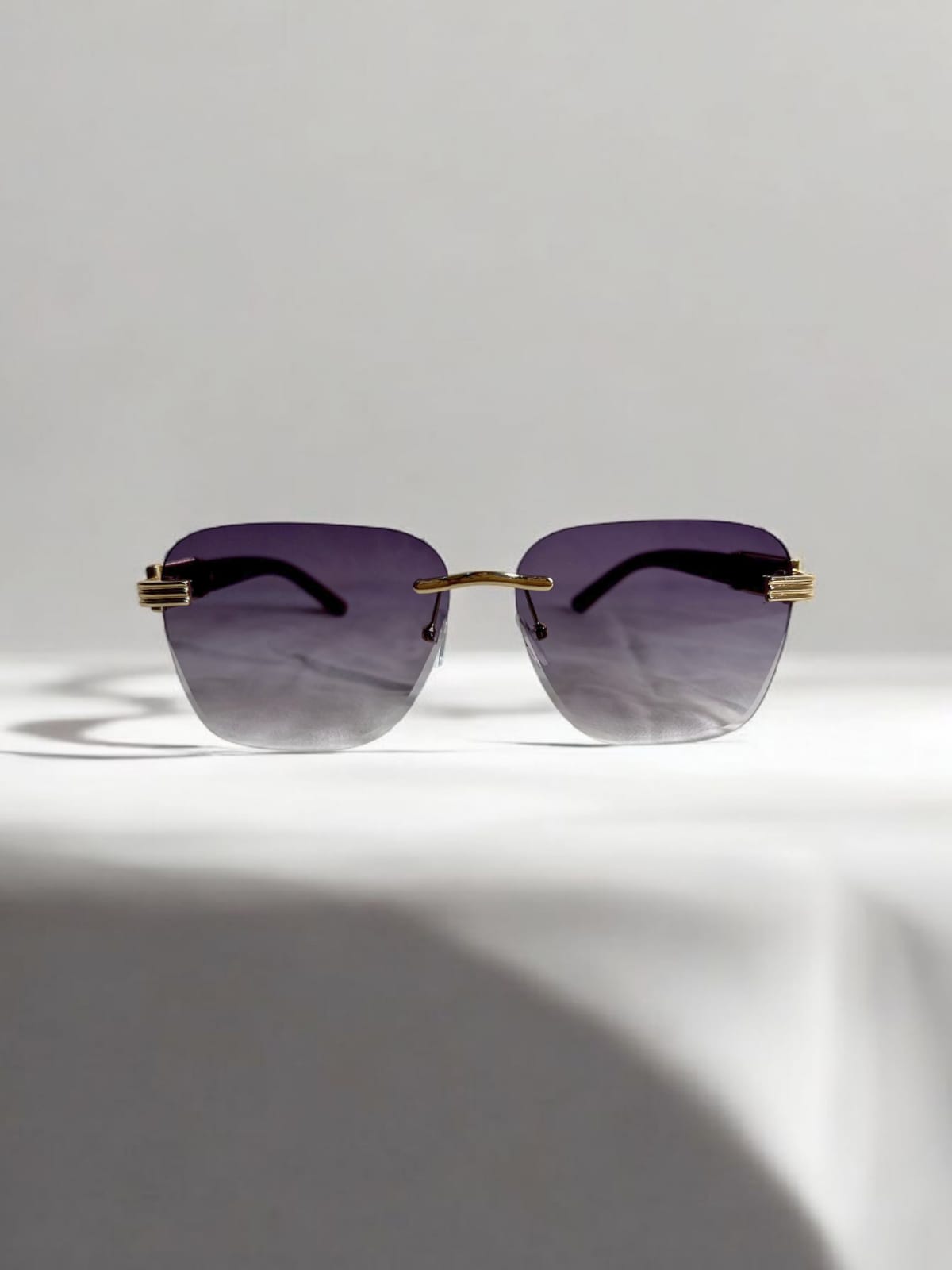 Nude Frame Classic