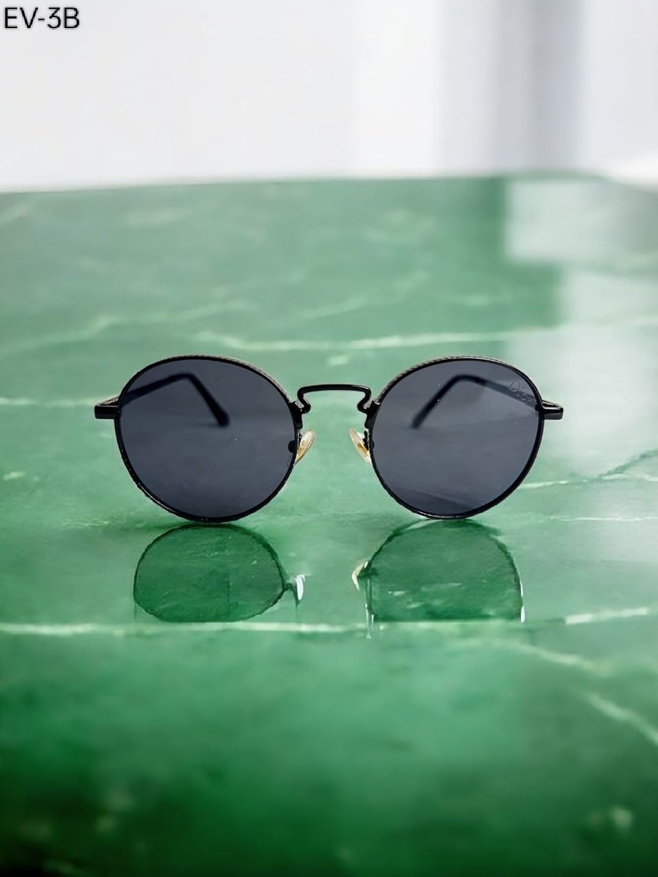 Classic Round Metal Glasses