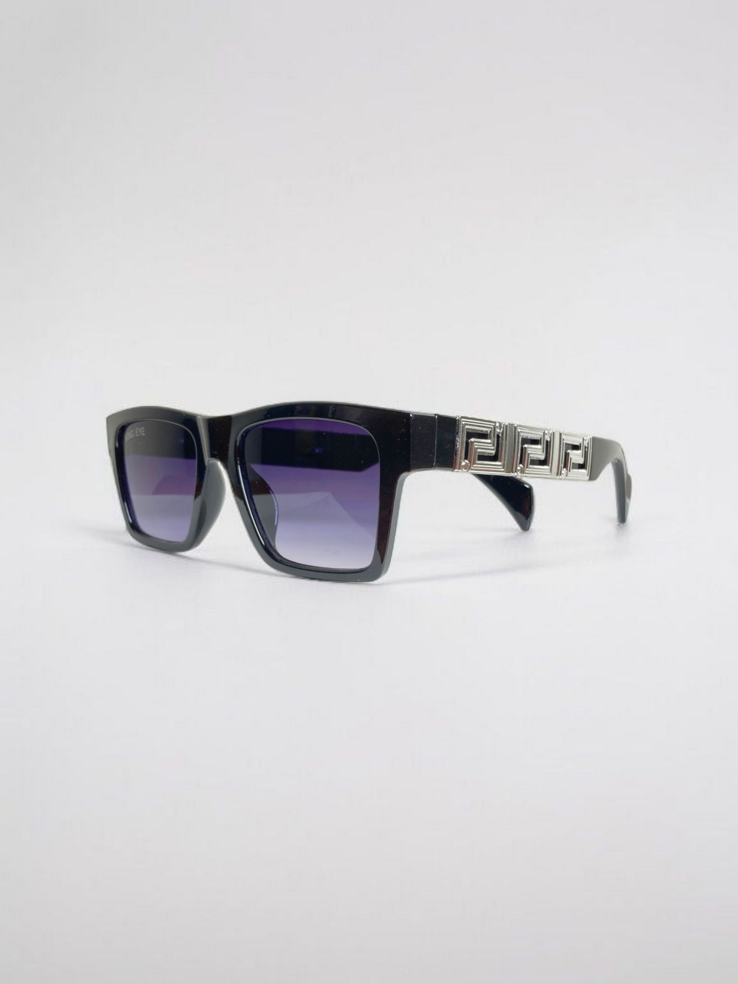 Crystal Wayfarer Sunglasses – Unisex